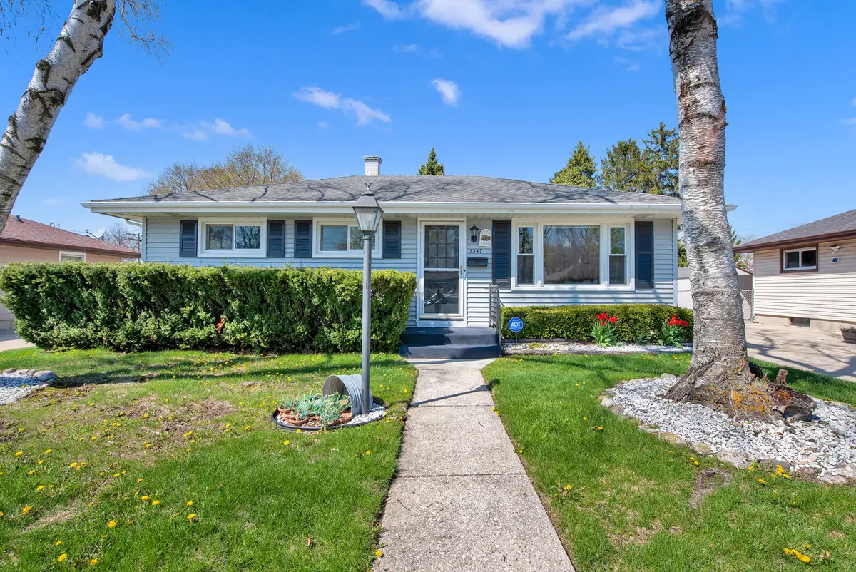 3347 Drexell Ave, Racine, WI 53403 - #1