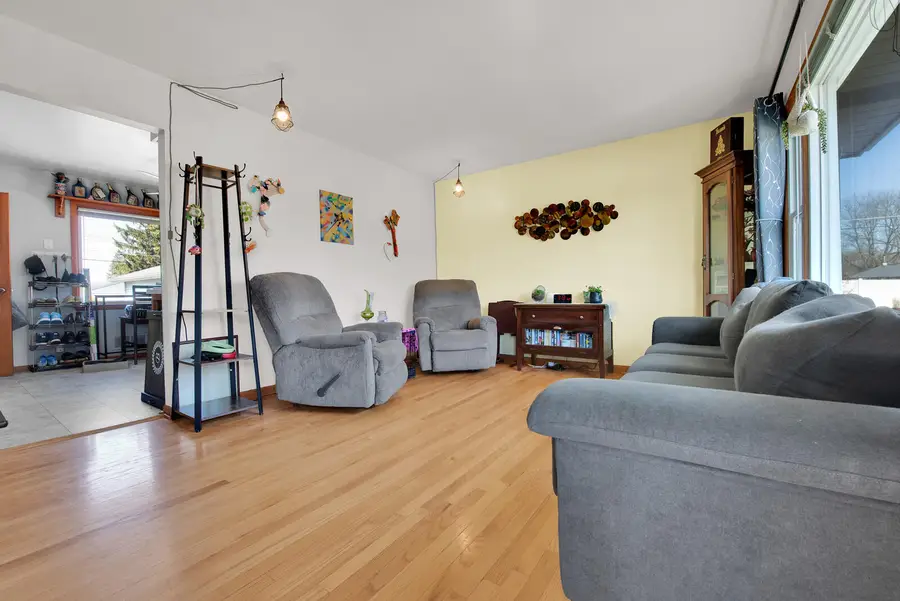 3347 Drexell Ave, Racine, WI 53403 - #2