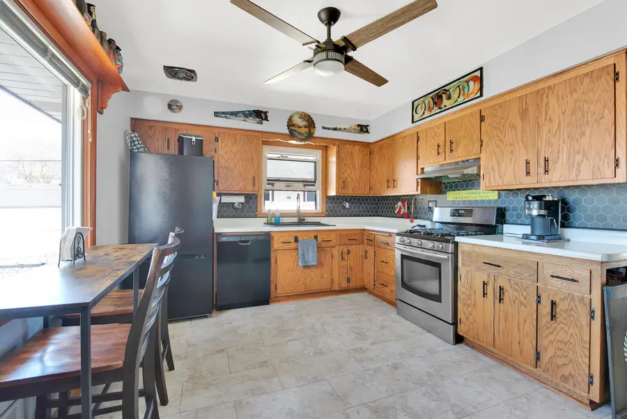 3347 Drexell Ave, Racine, WI 53403 - #3