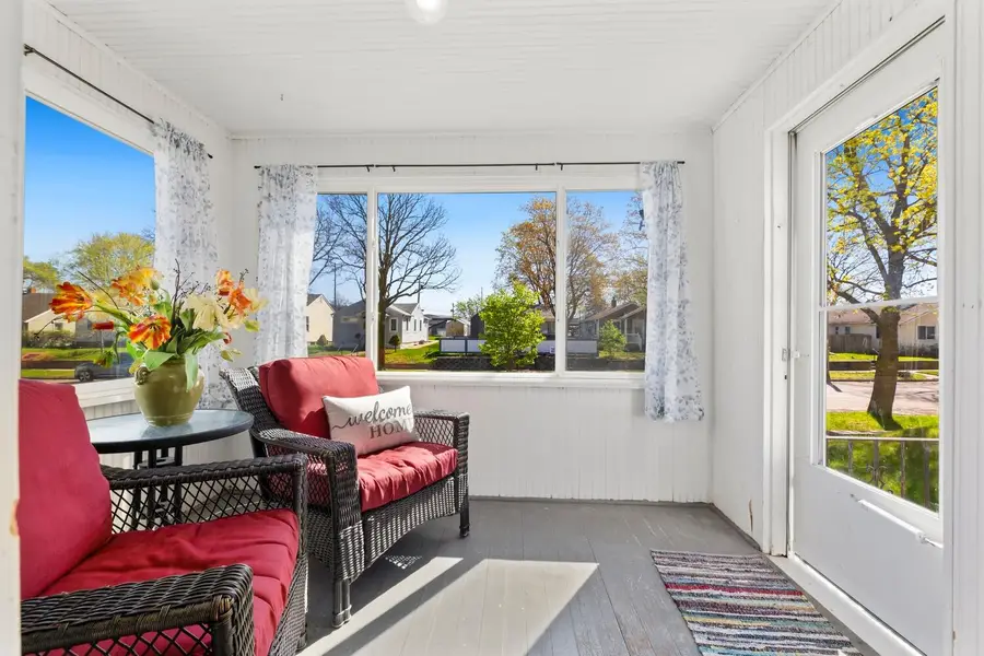 2528 S 17th St, La Crosse, WI 54601 - #3