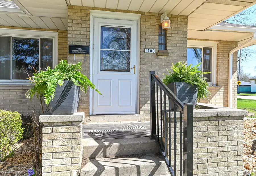 1700 Menomonee Ave, South Milwaukee, WI 53172 - #2