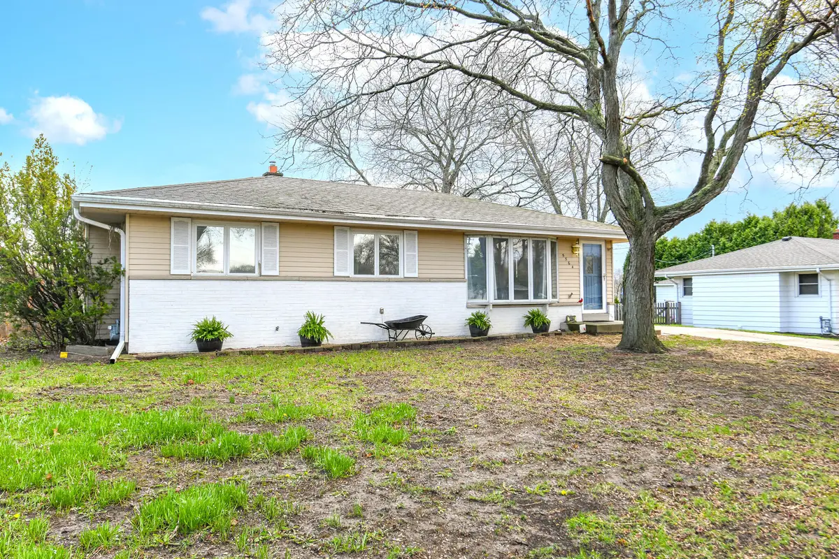 5564 S 33rd St, Milwaukee, WI 53221 - #1