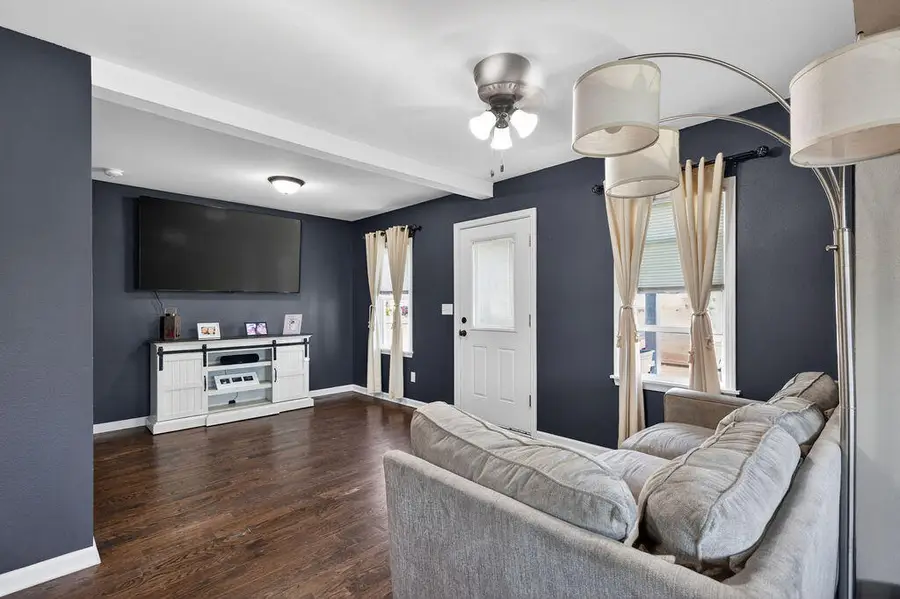 5973 S Elaine Ave, Cudahy, WI 53110 - #3