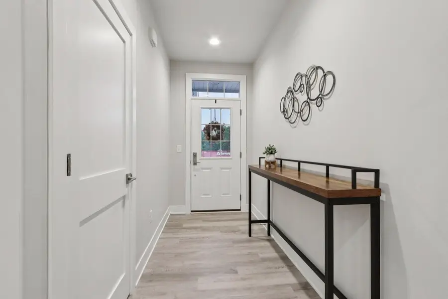 405 Falcon Ridge Dr, Burlington, WI 53105 - #2