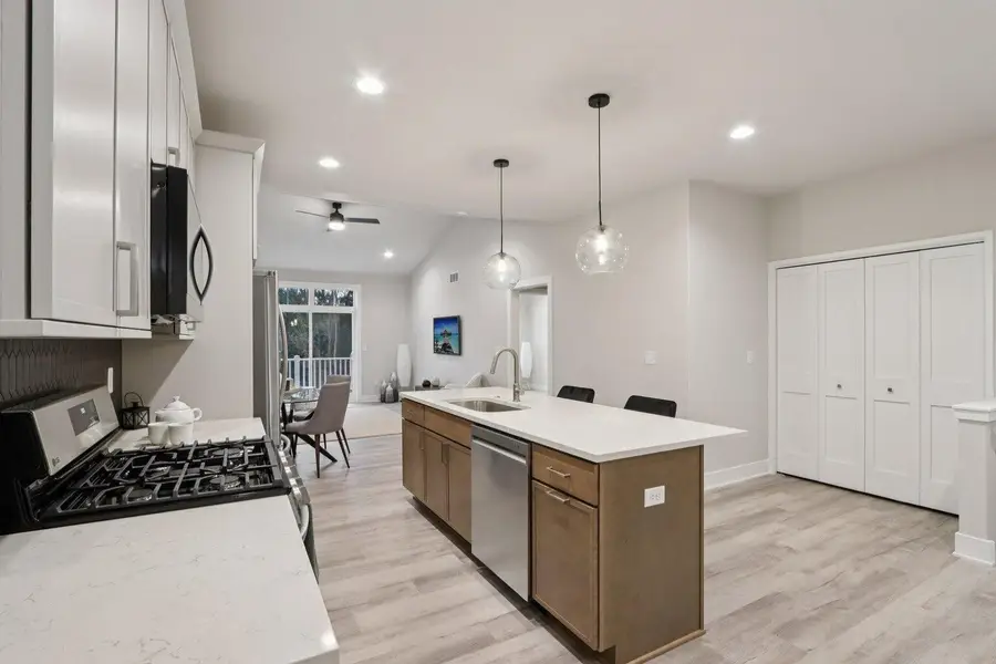 405 Falcon Ridge Dr, Burlington, WI 53105 - #3