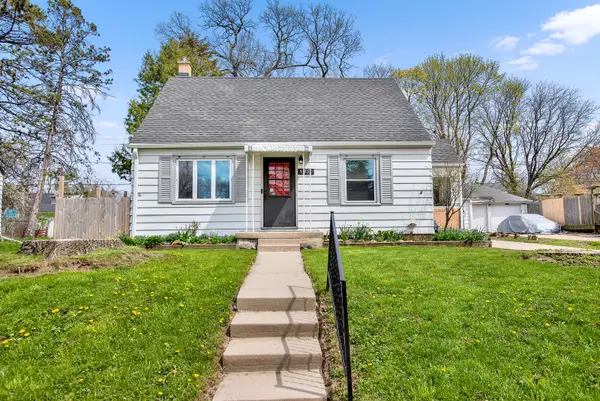 5330 N 54th St, Milwaukee, WI 53218