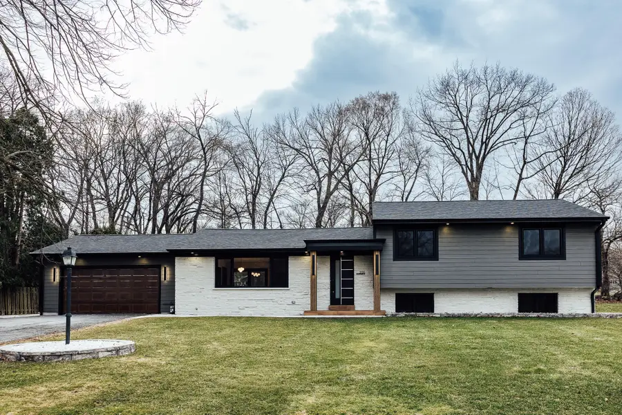 2125 Donmar Ln, Brookfield, WI 53005 - #2