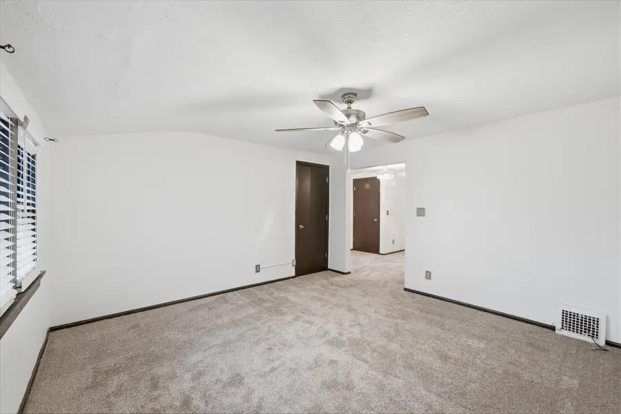 2219 S 70th St, West Allis, WI 53219 - #3