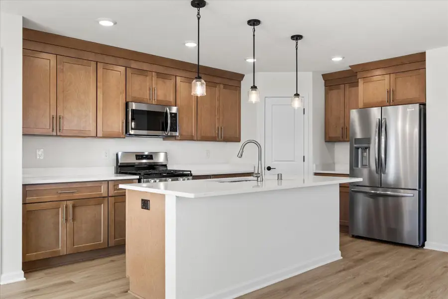 536 Hunter Oaks Blvd, Watertown, WI 53094 - #3