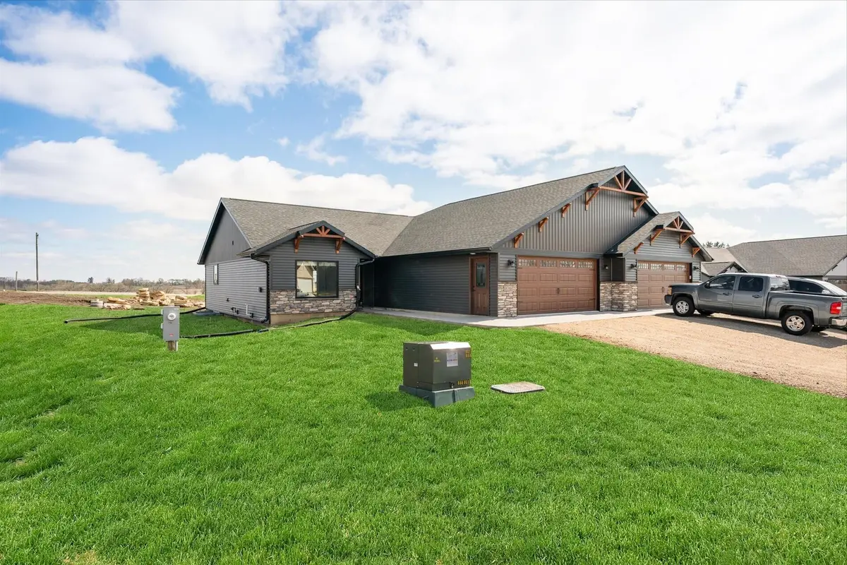 S4674 Erickson Ln, Jefferson, WI 54665 - #1