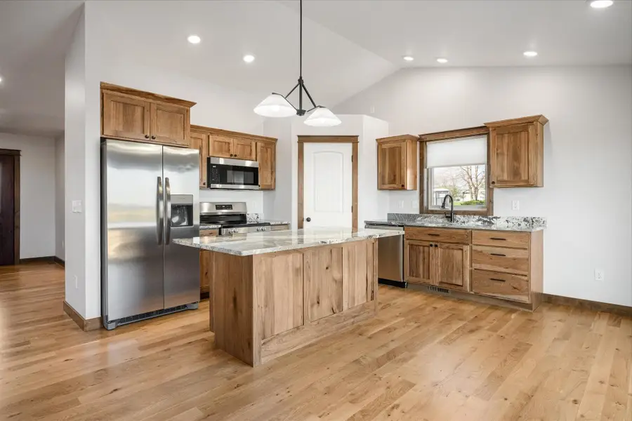 S4674 Erickson Ln, Jefferson, WI 54665 - #3