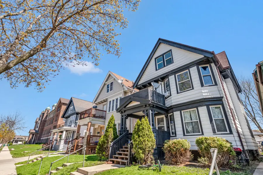 1800 S 29th St, Milwaukee, WI 53215 - #2