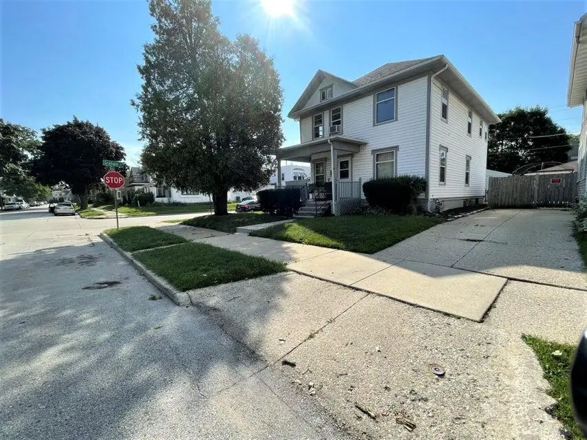 2401 Hansen Ave, Racine, WI 53405 - #2