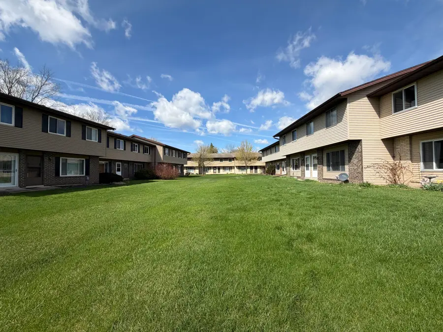 N115W16524 Abbey Ct, Germantown, WI 53022 - #3