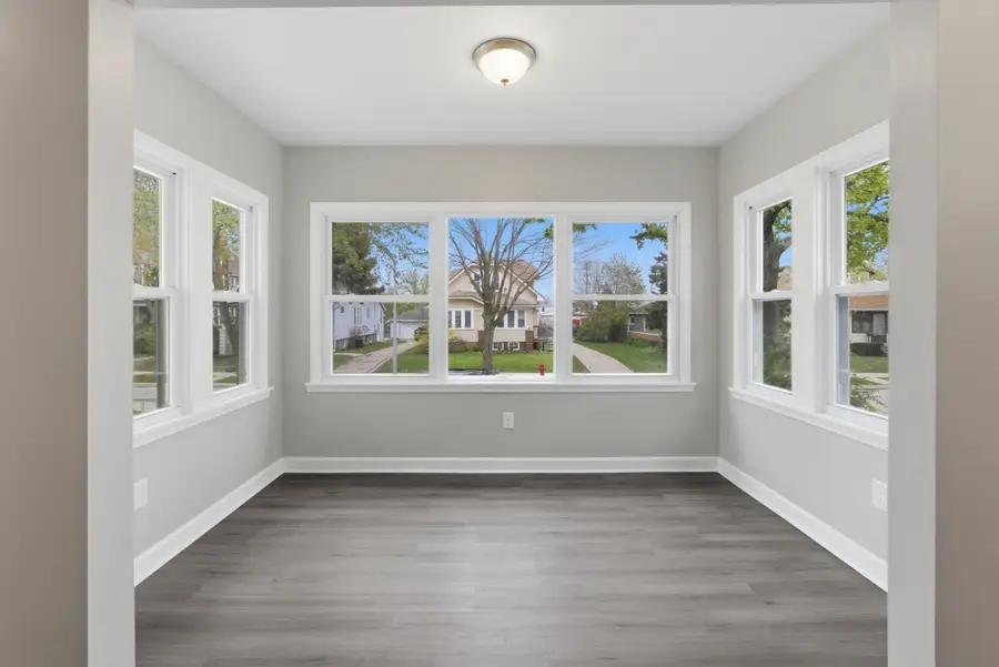 2051 S 57th St, West Allis, WI 53219 - #2