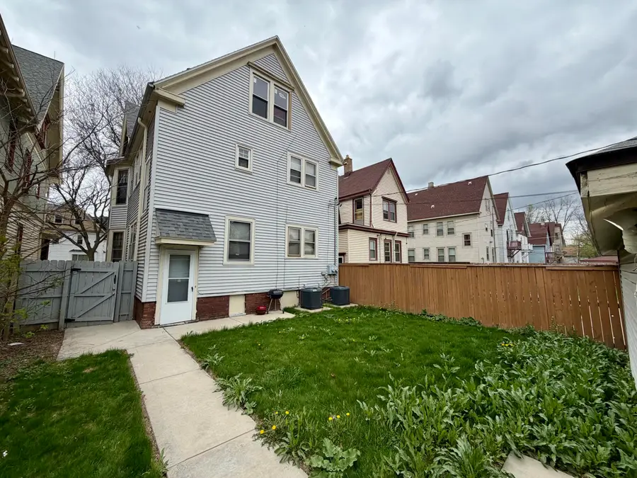 2106 N 42nd St, Milwaukee, WI 53208 - #3