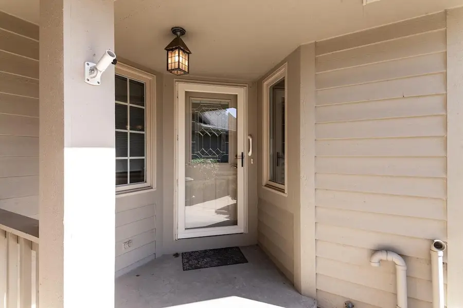 N21W24202 Cumberland Dr, Pewaukee, WI 53072 - #3