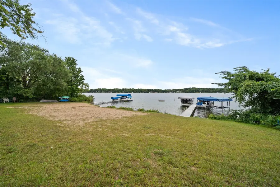 5790 Schneider Ct, West Bend, WI 53095 - #2