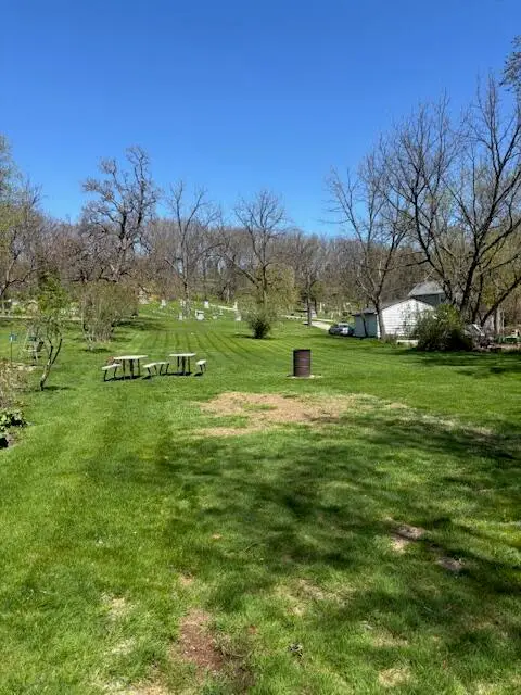 317 W Capitol Dr, Hartland, WI 53029 - #3