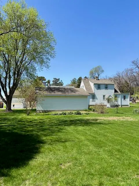 310 Zion St, Hartland, WI 53029 - #3