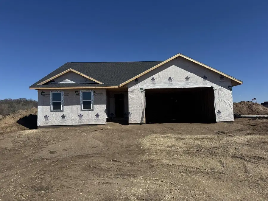 831 American Dr, Holmen, WI 54636 - #2