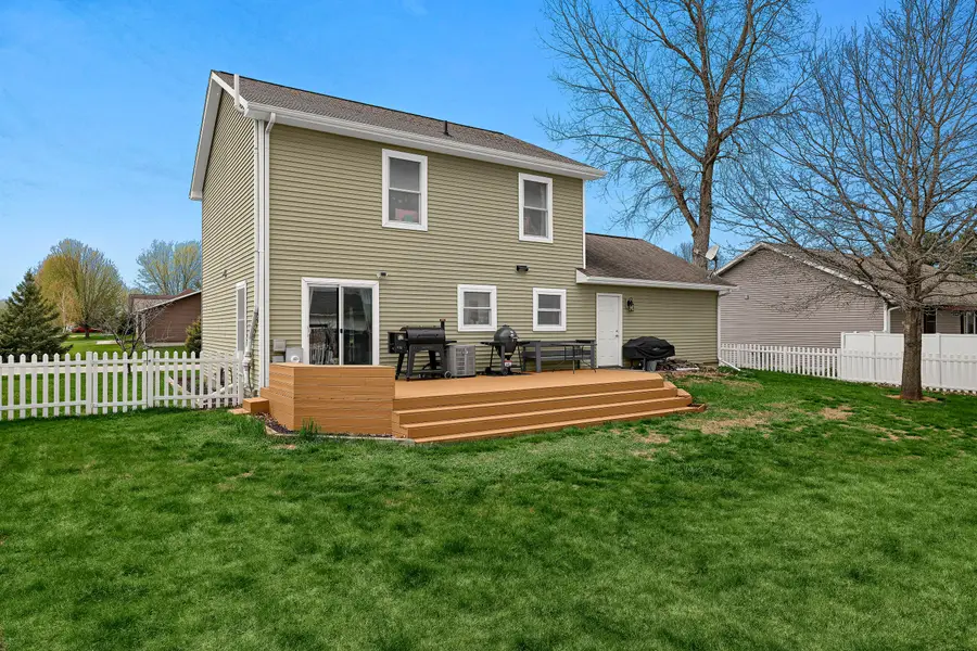 1359 Spruce St, Rockland, WI 54653 - #3