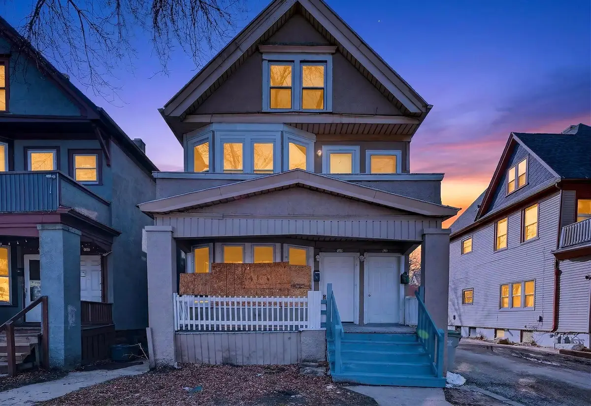 741 S 21st St, Milwaukee, WI 53204 - #1