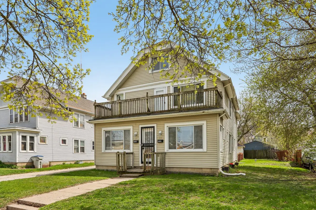 1739 W Custer Ave, Milwaukee, WI 53209 - #1
