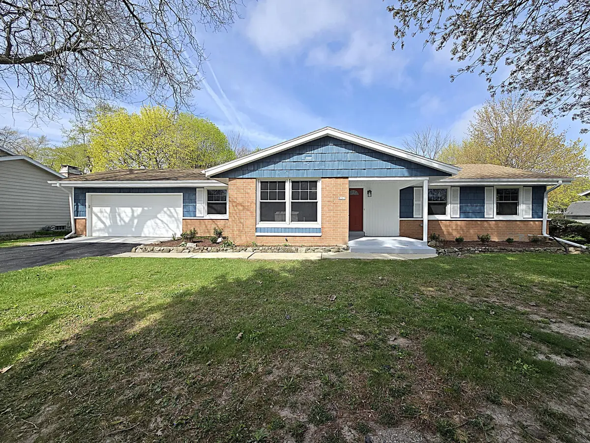 8263 N 46th St, Brown Deer, WI 53223 - #1