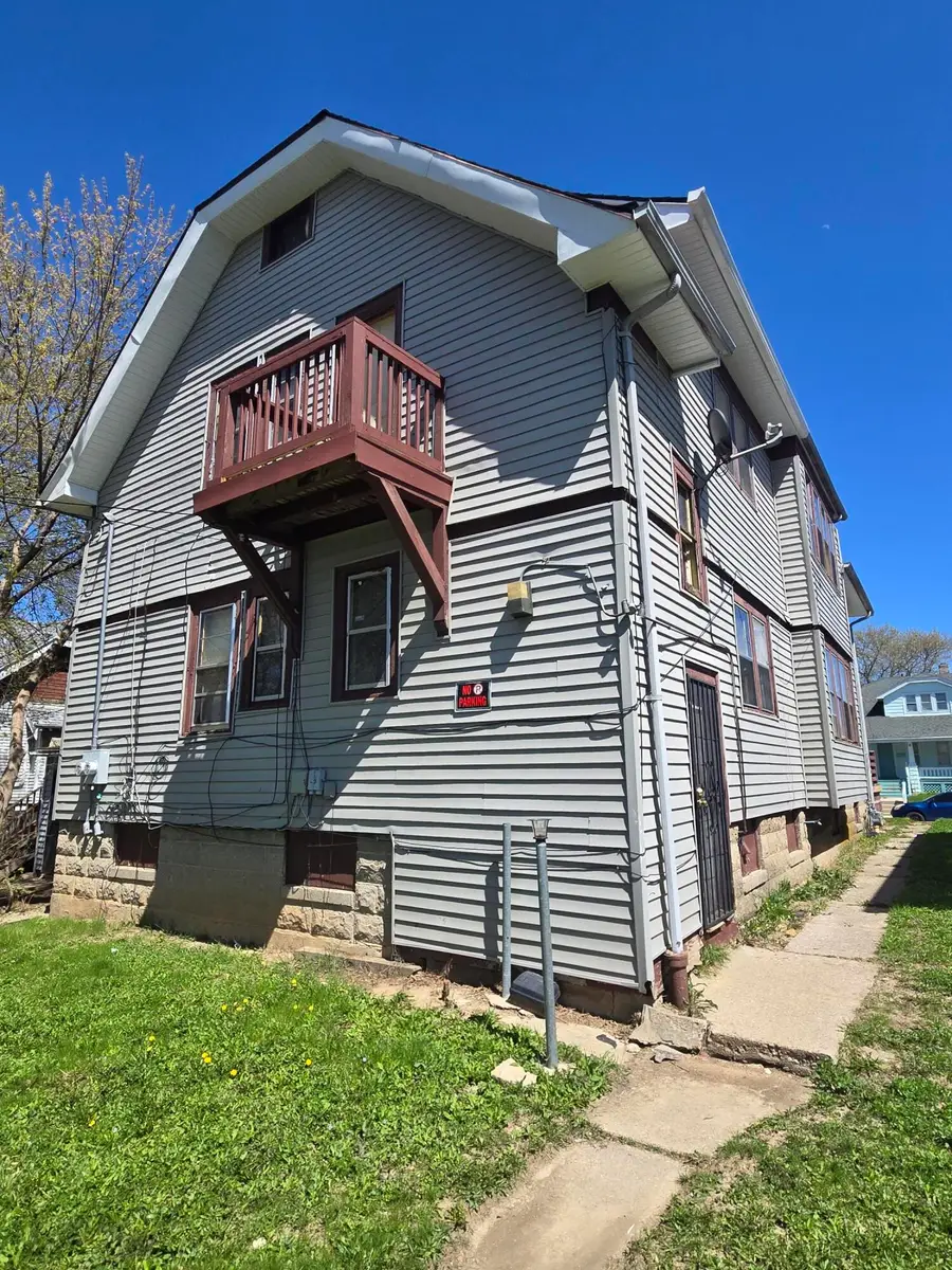 3615 N 13th St, Milwaukee, WI 53206 - #2