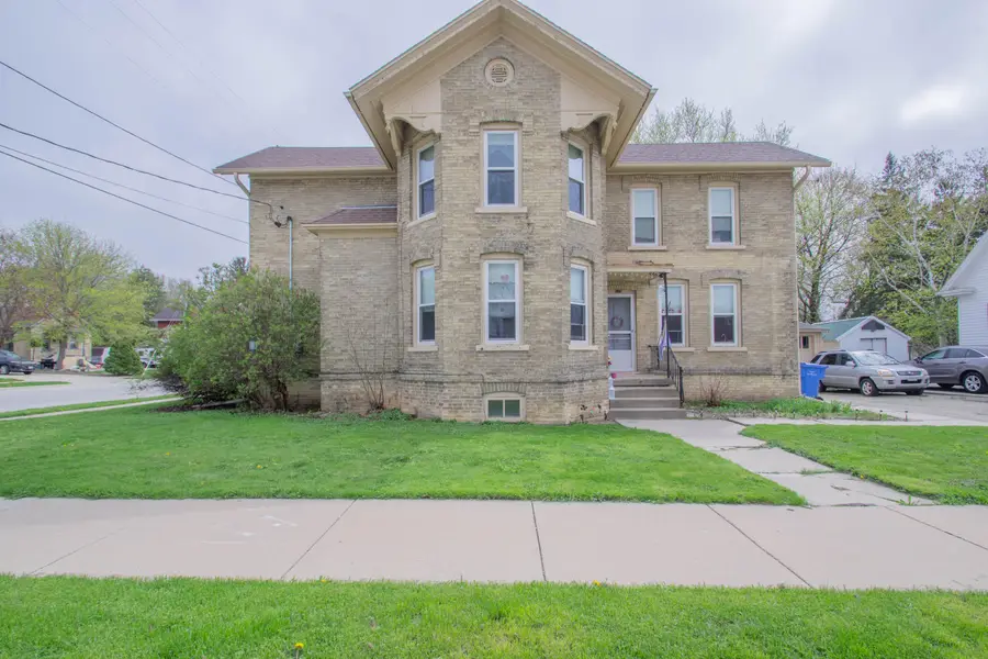 815 Market St, Watertown, WI 53094 - #2