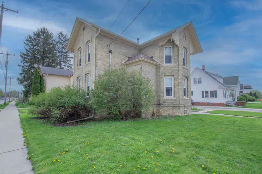 815 Market St, Watertown, WI 53094 - #3