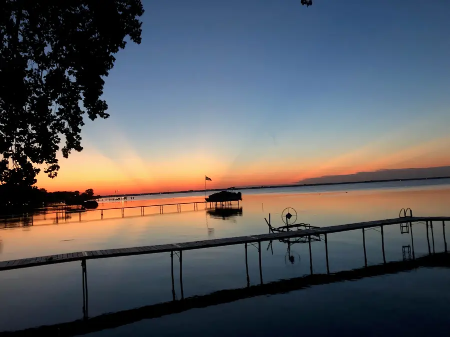 N7254 Winnebago Dr, Fond Du Lac, WI 54935 - #3