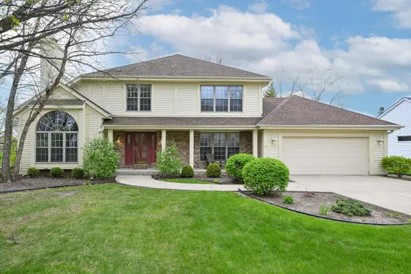 6815 S Dory Dr, Franklin, WI 53132