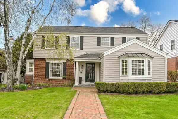 6209 N Berkeley Blvd, Whitefish Bay, WI 53217