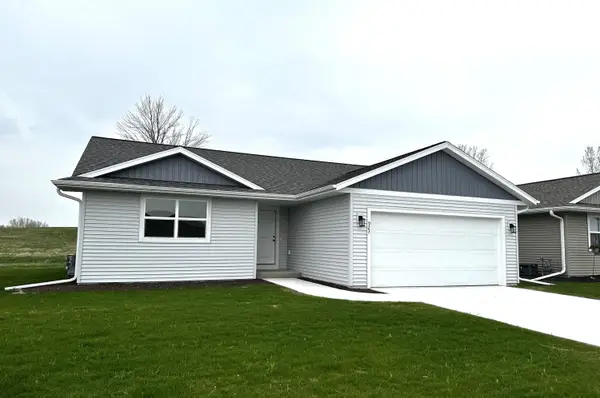 923 Sully Way, Sheboygan Falls, WI 53085