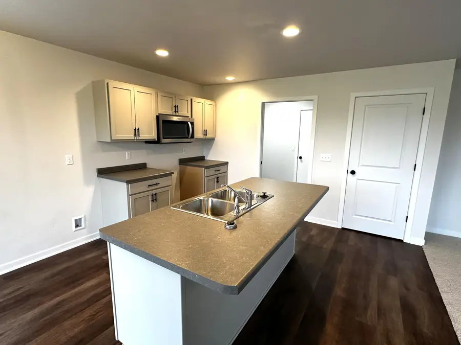 923 Sully Way, Sheboygan Falls, WI 53085 - #3