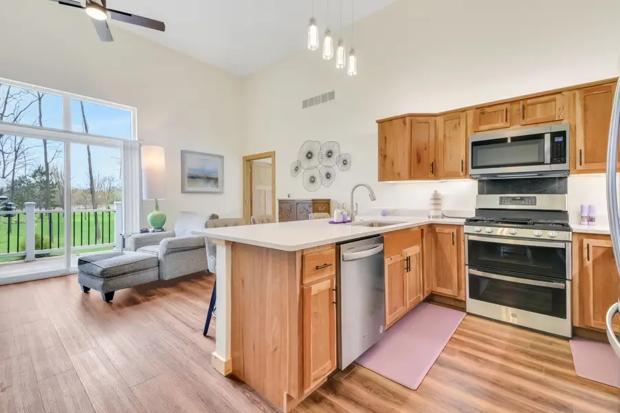211 Edenview Ln, Eden, WI 53019 - #3