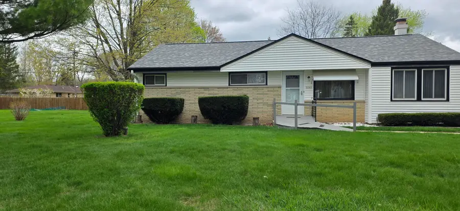 5741 S 40th St, Greenfield, WI 53221 - #2