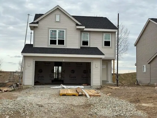 613 Belmont Dr, Watertown, WI 53094 - #1