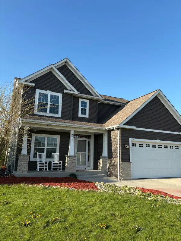 320 W Hunt Ave, Twin Lakes, WI 53181