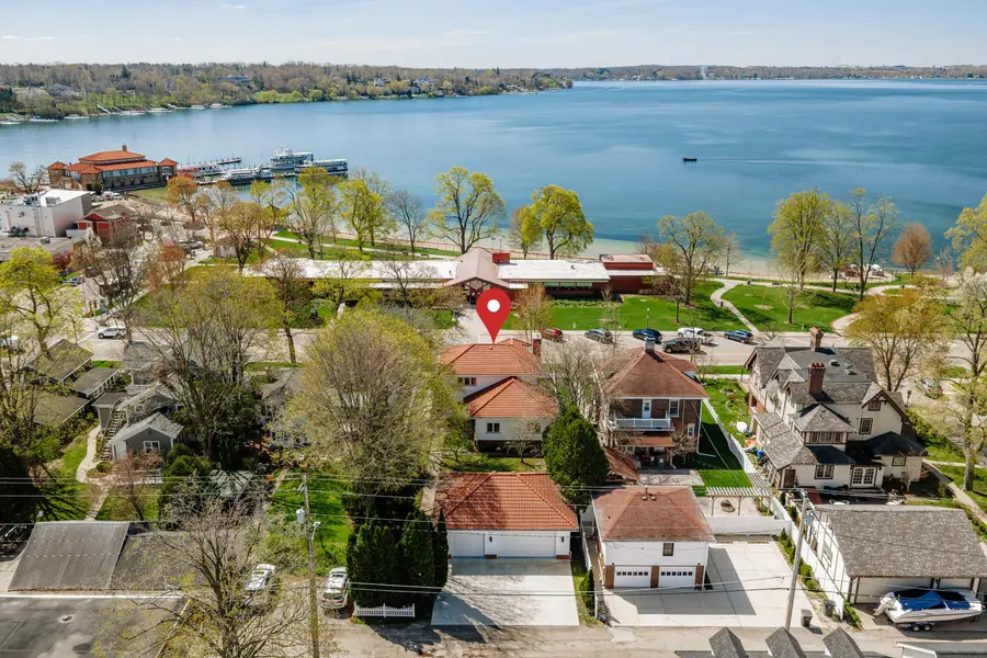 921 W Main St, Lake Geneva, WI 53147 - #2