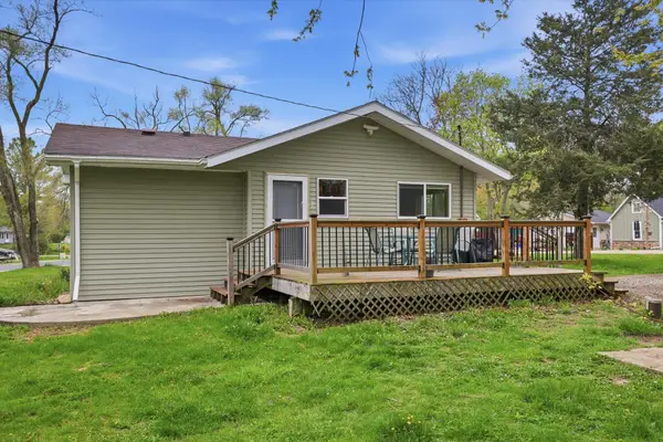 33015 Bohner Dr, Burlington, WI 53105