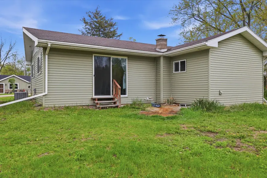 33015 Bohner Dr, Burlington, WI 53105 - #2