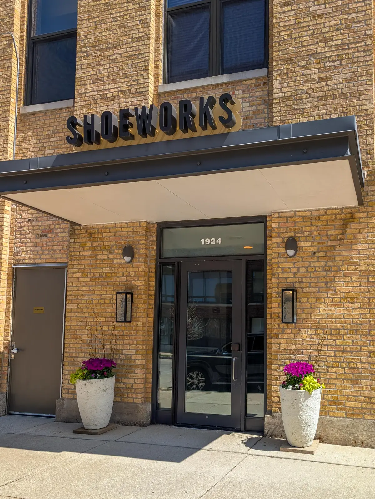 1924 N Hubbard St, Milwaukee, WI 53212 - #1