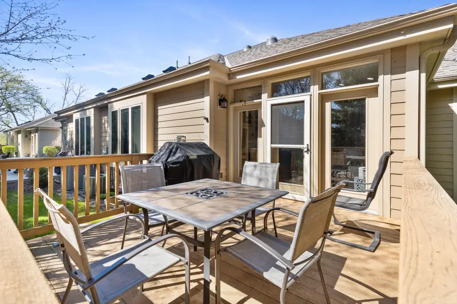 503 Garden Prairie Dr, Waukesha, WI 53186 - #3