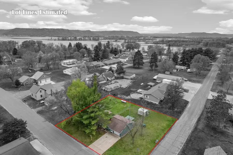 526 S Herman St, Buffalo City, WI 54622 - #3