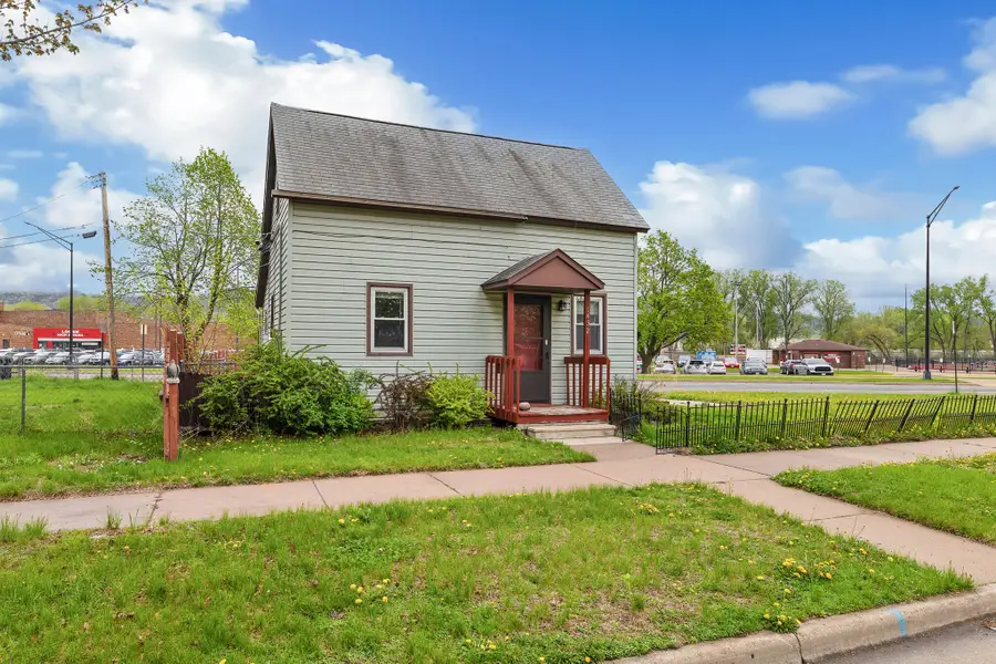 1432 Loomis St, La Crosse, WI 54603 - #3