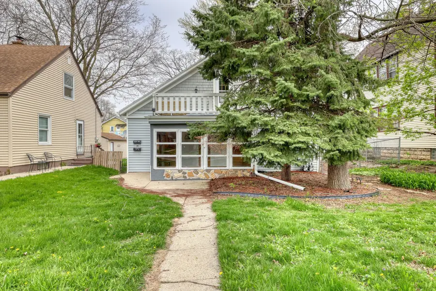 144 S 73rd St, Milwaukee, WI 53214 - #2