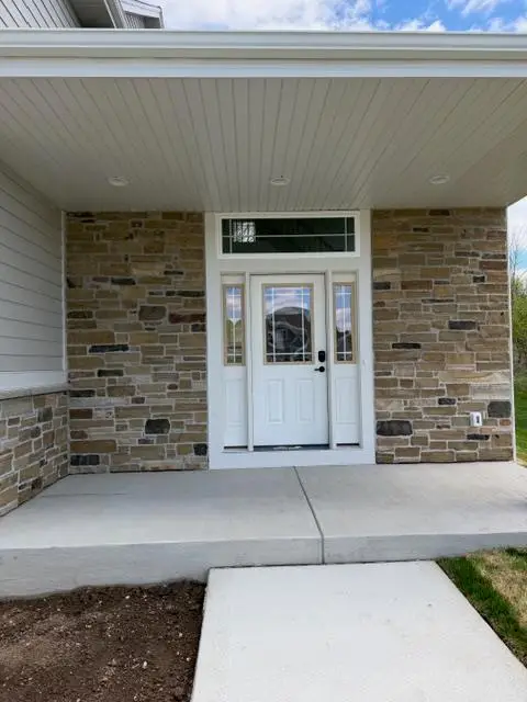 1344 Mohican Trl, Waukesha, WI 53189 - #2